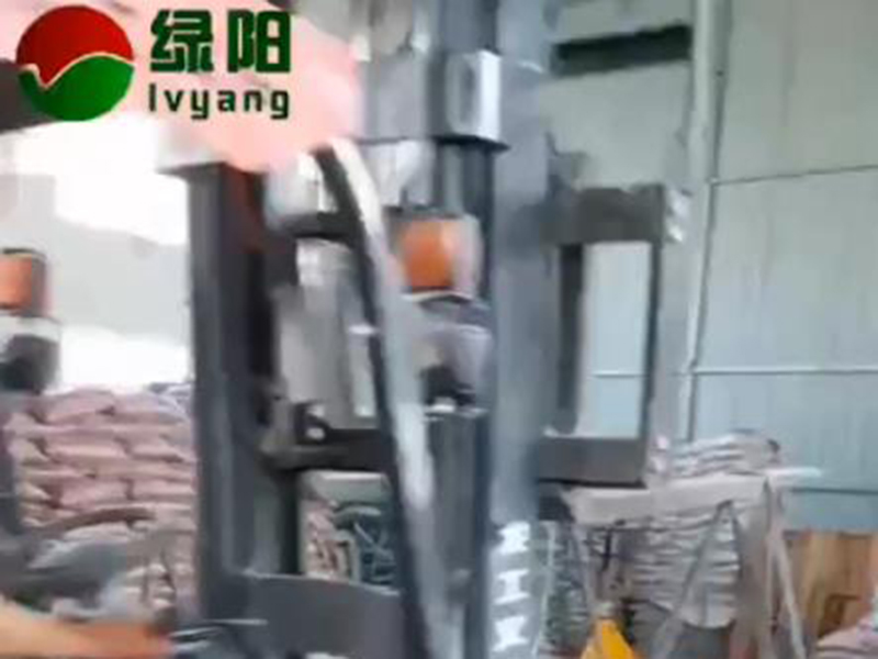 彩色透水混凝土路面該如何施工呢？